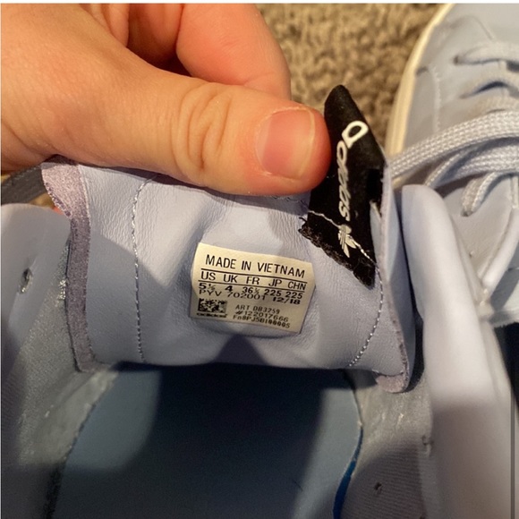 Adidas Sneakers - Picture 5 of 9